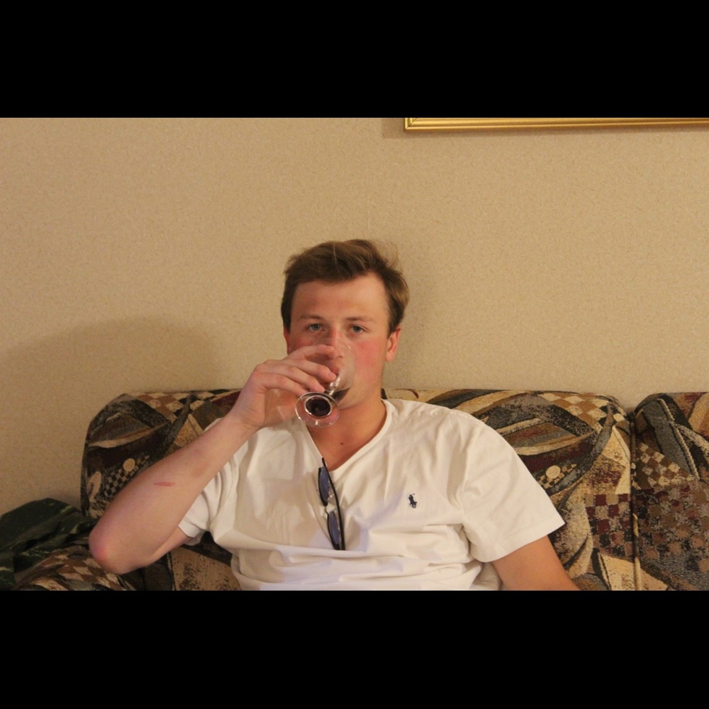 Meet your Posher, Zachery